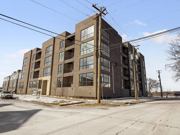 2904 S Hillock Ave #304, Chicago, IL 60608