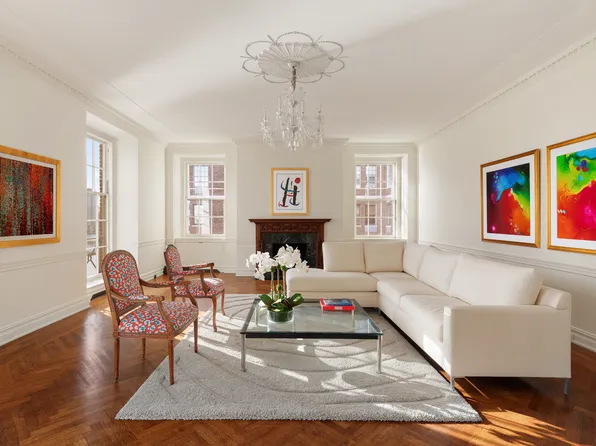 1 Sutton Place South image 4 of 18