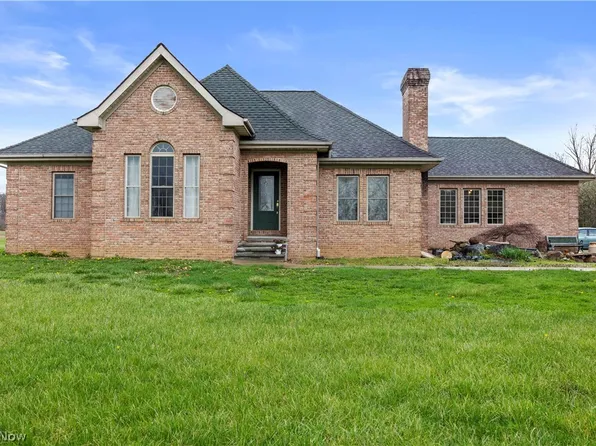 12488 Baumhart Rd, Amherst, OH 44001
