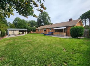 113 S Parliament Dr, Virginia Beach, VA 23462