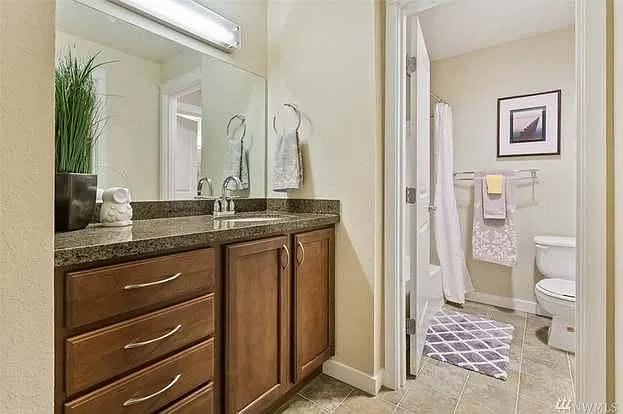 430 Bellevue Way SE #202 — Photo 7