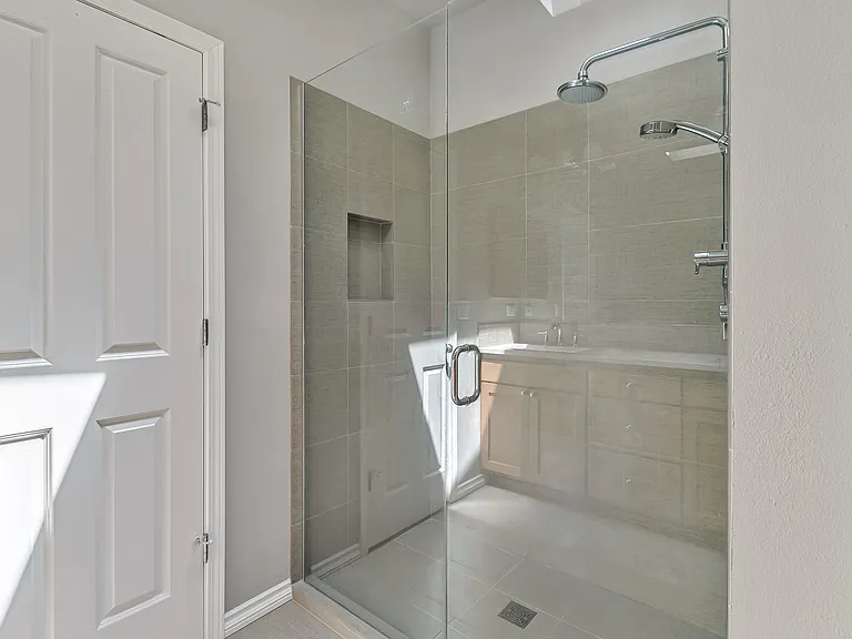 6505 188th Pl NE #105 — Photo 18