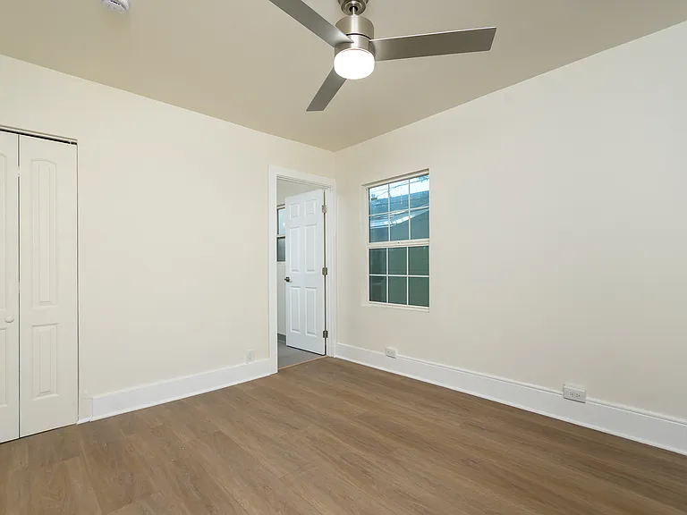 12652 Bradley Ave — Photo 9