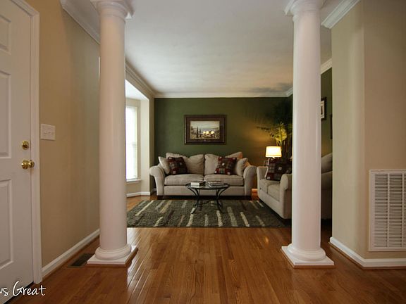 4th image of 6450 Eastshire Ct