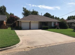 232 S Irving Dr, Moore, OK 73160