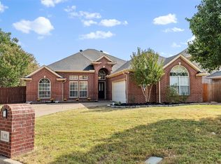 7 Equestrian Ct, Mansfield, TX 76063