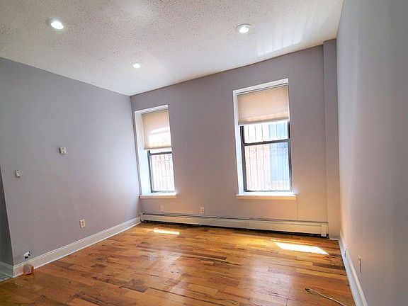 4th image of 1622 Prospect Pl #1