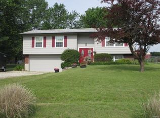 3143 S Hwy W, Winfield, MO 63389