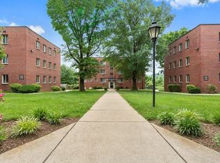 South Pointe Apartments, Temple Hills, MD 20748