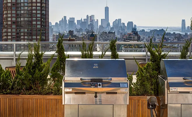 Rented by Bozzuto Management | media 21