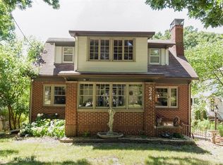 324 56th St, Des Moines, IA 50312