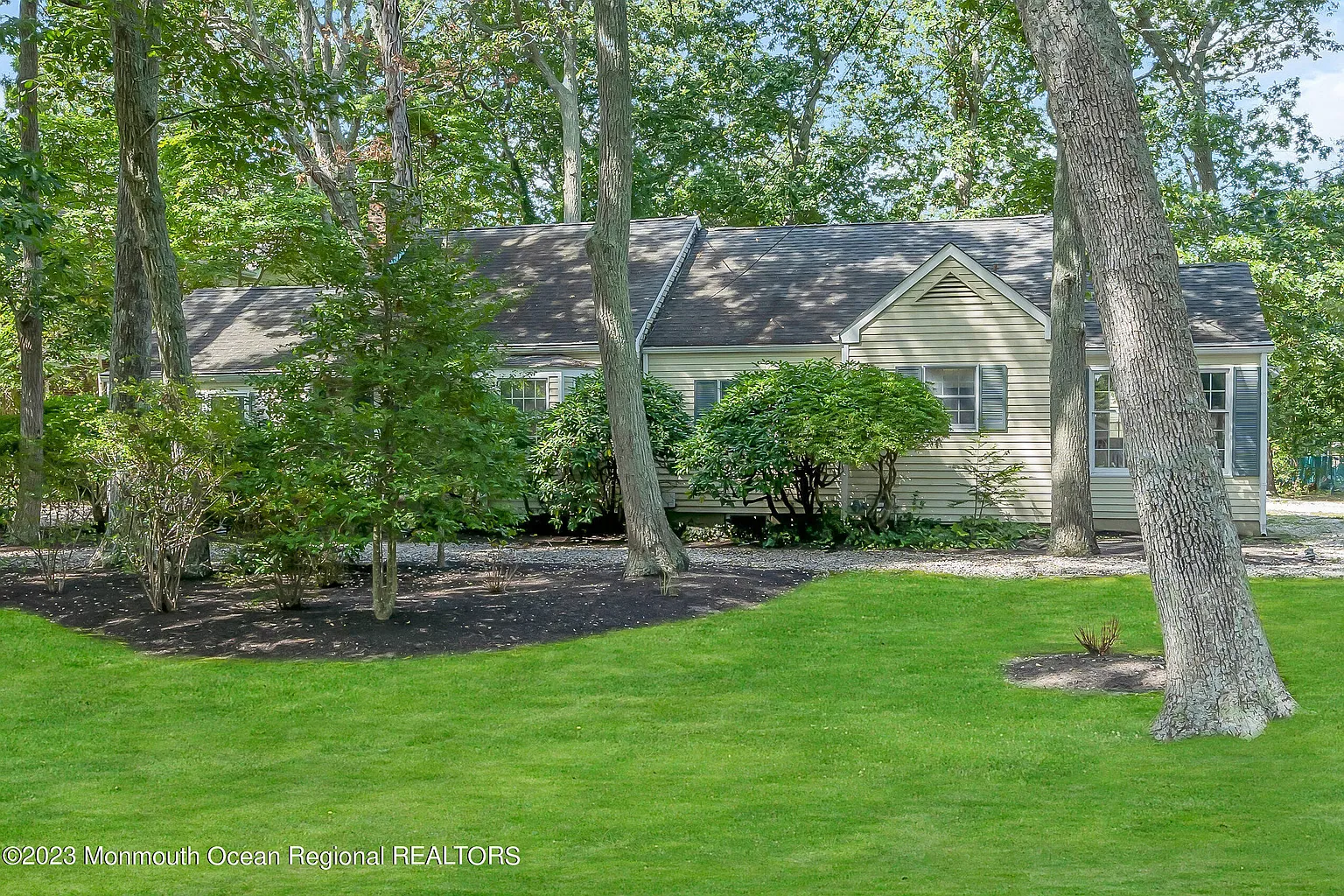 1007 Forrest Road photo 1