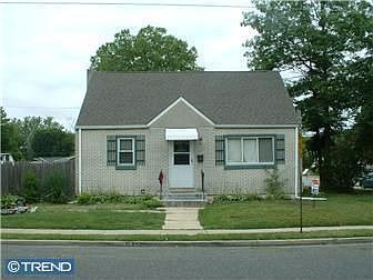 Home for Sale in BLACKWOOD, NJ $129,900