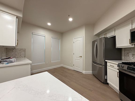 5th image of 2463 Torino St Unit 6