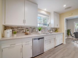 6025 Willowcrest Ave #1, North Hollywood, CA 91606