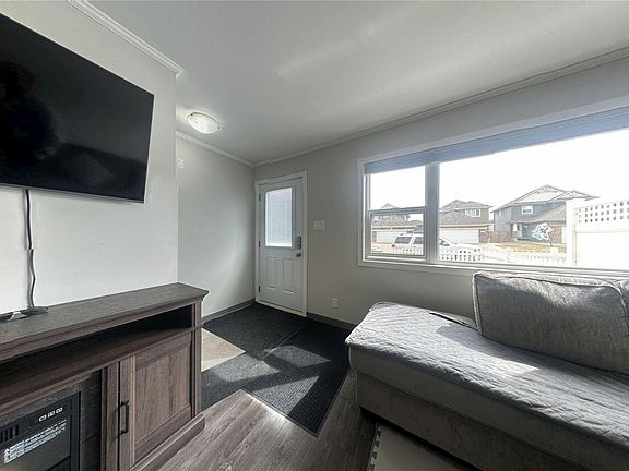 4th image of 322 Lewin Way #265