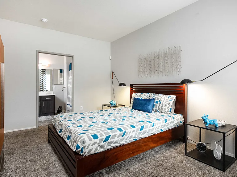 Ventana Canyon Apartments — Photo 22