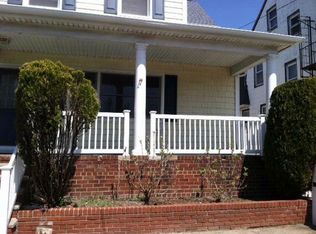 238 Beach 118th St, Far Rockaway, NY 11694