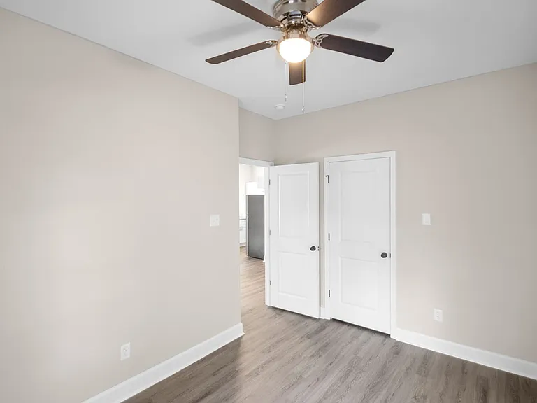 1523 S Cedar St — Photo 46