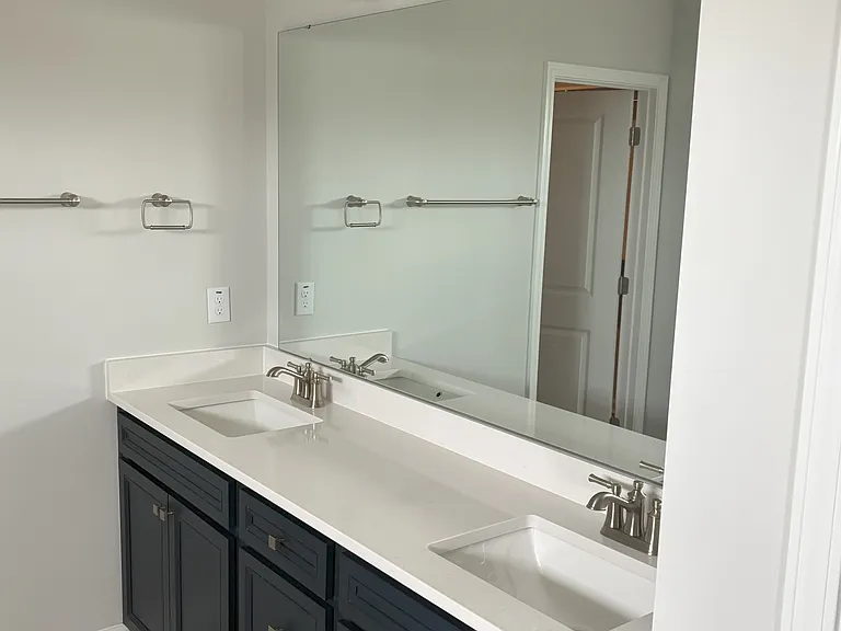 152 Highpointe Dr — Photo 24