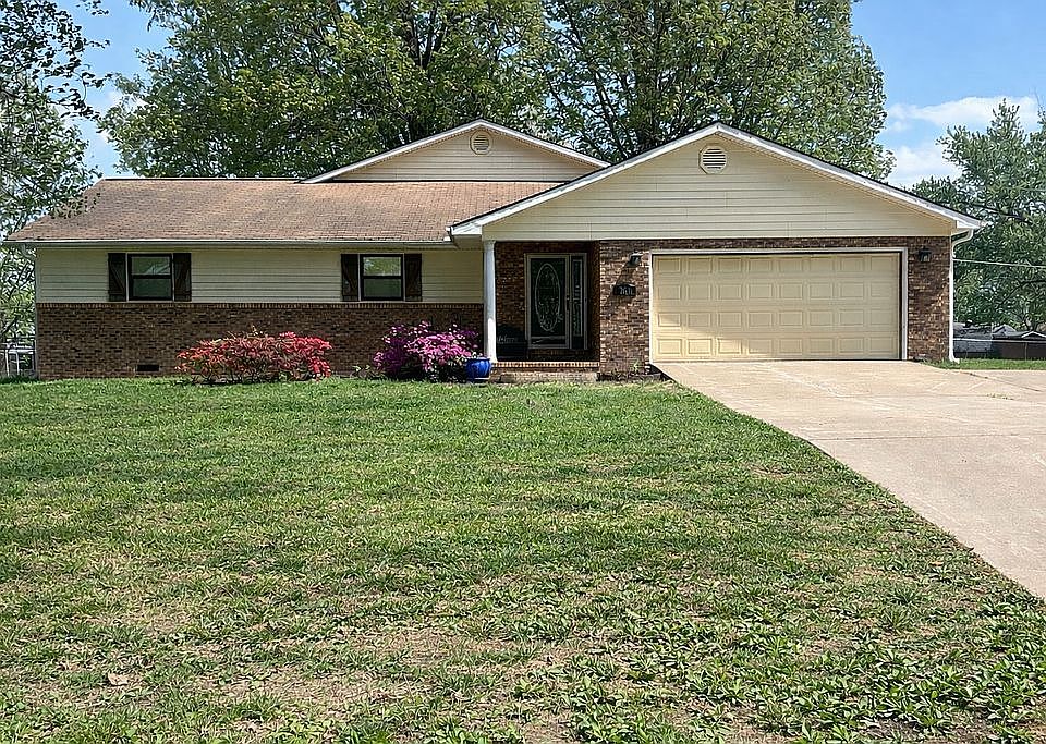 1st image of 260 Jeffery Dr