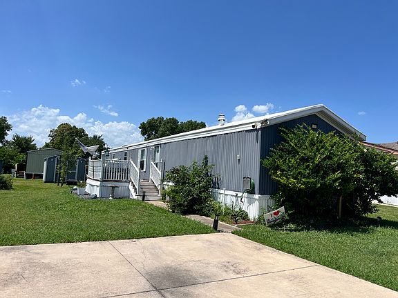 4th image of 1831 Madaleine Dr Suite 130