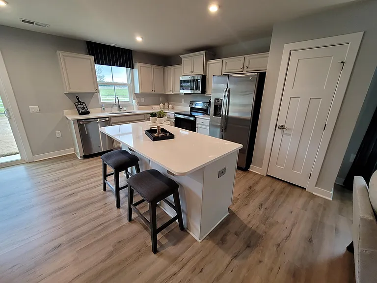 6130 Bellastead Dr — Photo 29