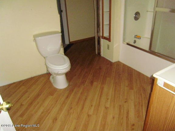 3rd image of 208 S Olaf Ave
