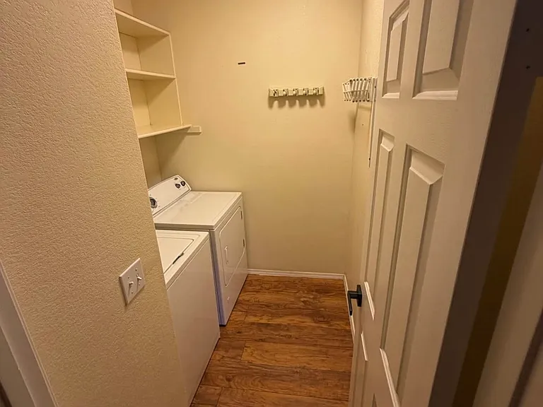106 Lighthouse Dr — Photo 8