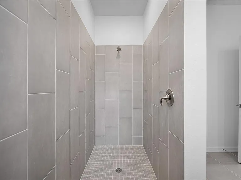 5529 Nina Way — Photo 34
