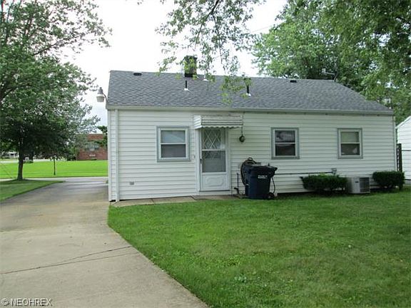 2nd image of 655 Iowa Ave