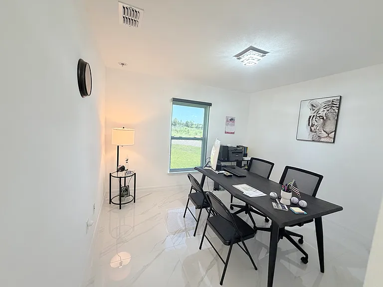700 Connecticut Ln — Photo 27