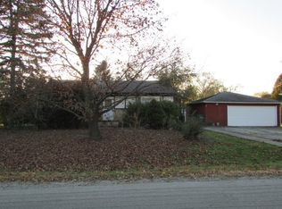 7014 High Rd, Darien, IL