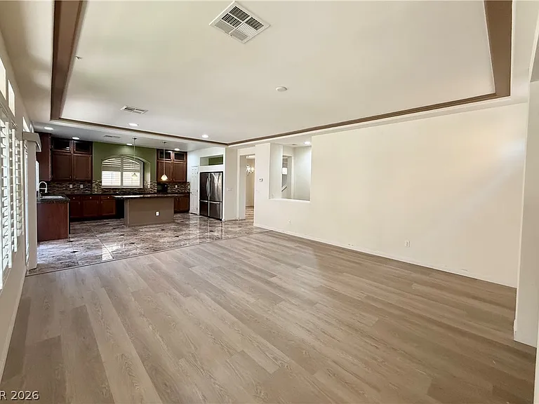 6459 Parrot Ridge Ct — Photo 10