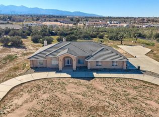 7176 Cataba Rd, Oak Hills, CA 92344