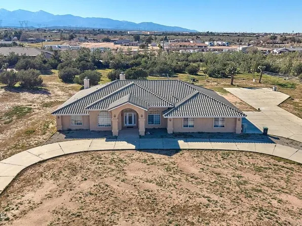 7176 Cataba Rd, Oak Hills, CA 92344