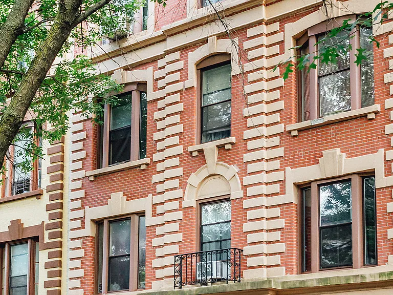 378 Saint Johns Pl #3L — Photo 3