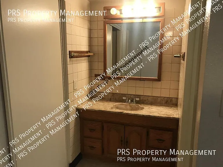 1853 E Gemini Dr — Photo 13