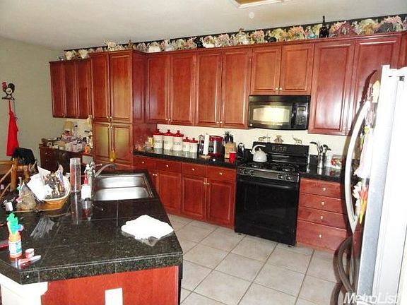5th image of 4725 Laguna Park Dr
