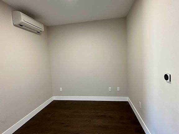 4th image of 336 W 17th St APT 5B