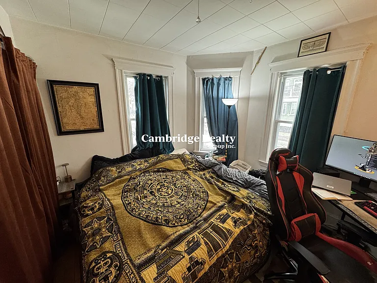 11 Burnham St #1T — Photo 13