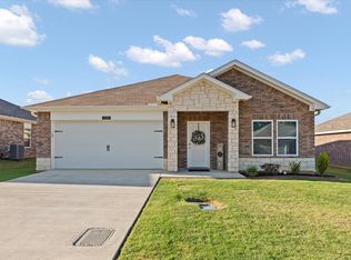 1120 Mission Creek Dr, Longview, TX 75601