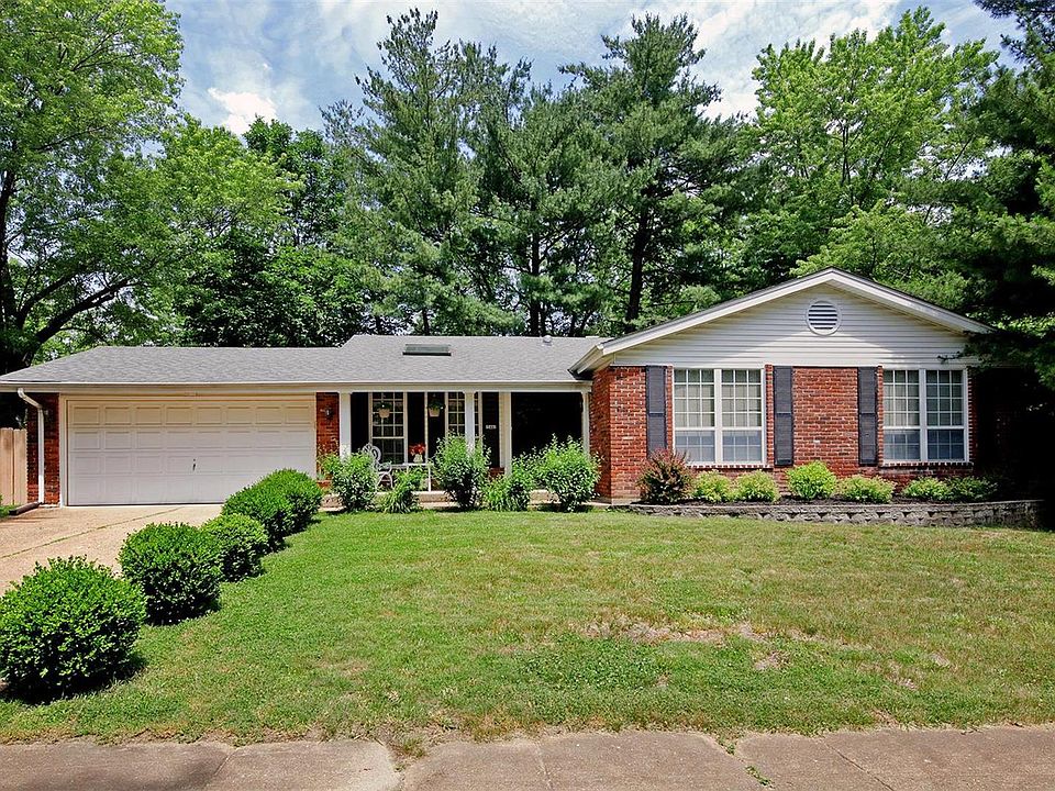 1st image of 15441 Pickett Ct