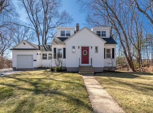 490 N Bay St, Manchester, NH 03104