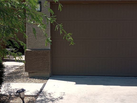 3rd image of 17809 W Jessie Ln