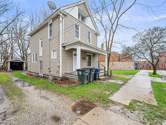 3rd image of 244 Power St