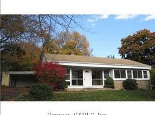 47 Orchard Hill Rd, Branford, CT 06405