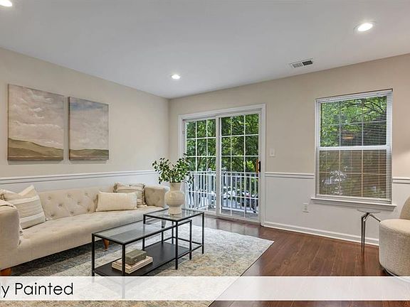 4th image of 2119 Gunston Court