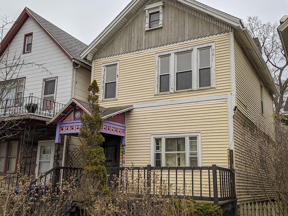 1st image of 301 Pennsylvania St #1