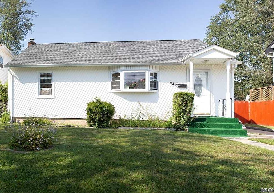 1st image of 175 Cumberbach St